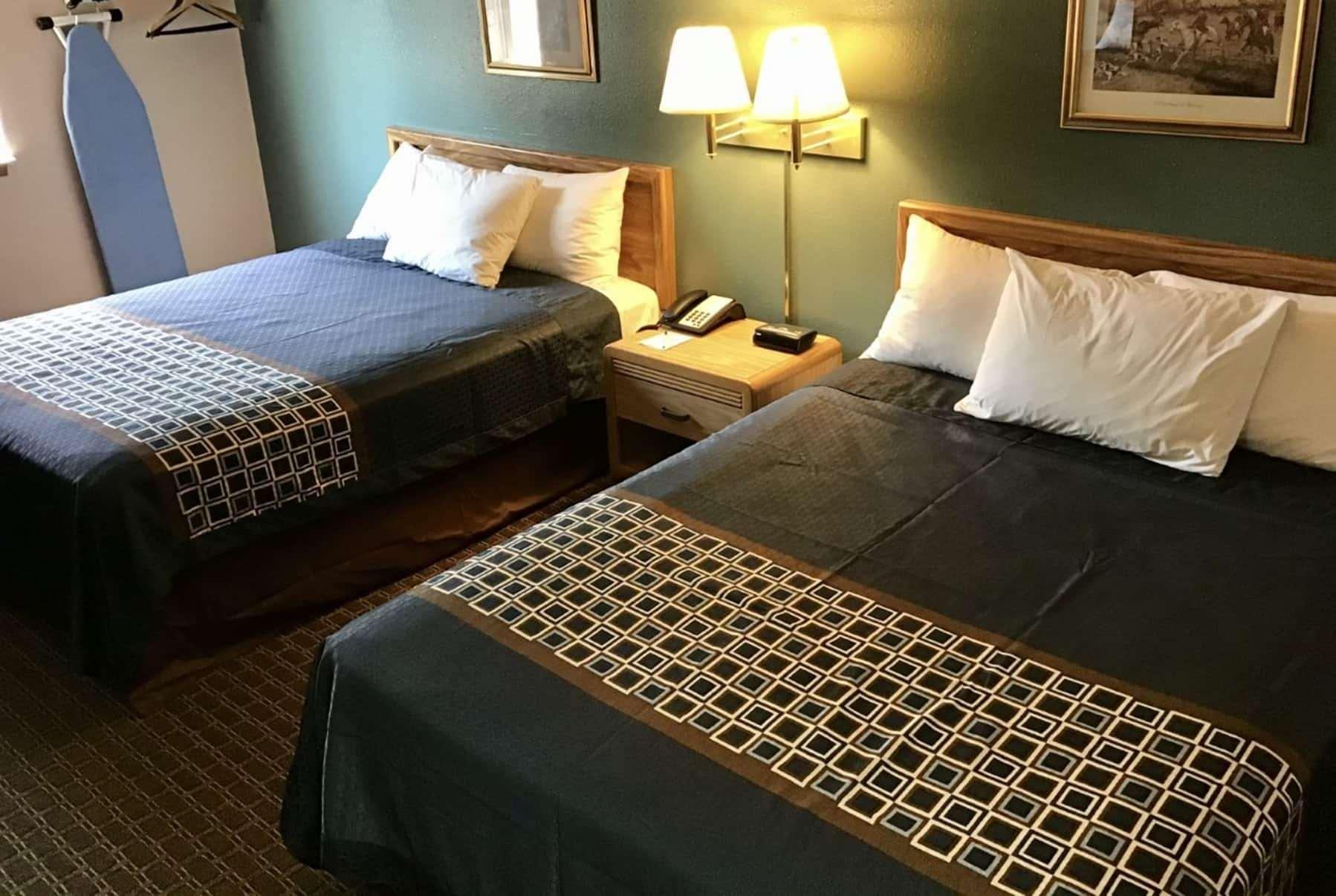 Travelodge By Wyndham Worland Dış mekan fotoğraf