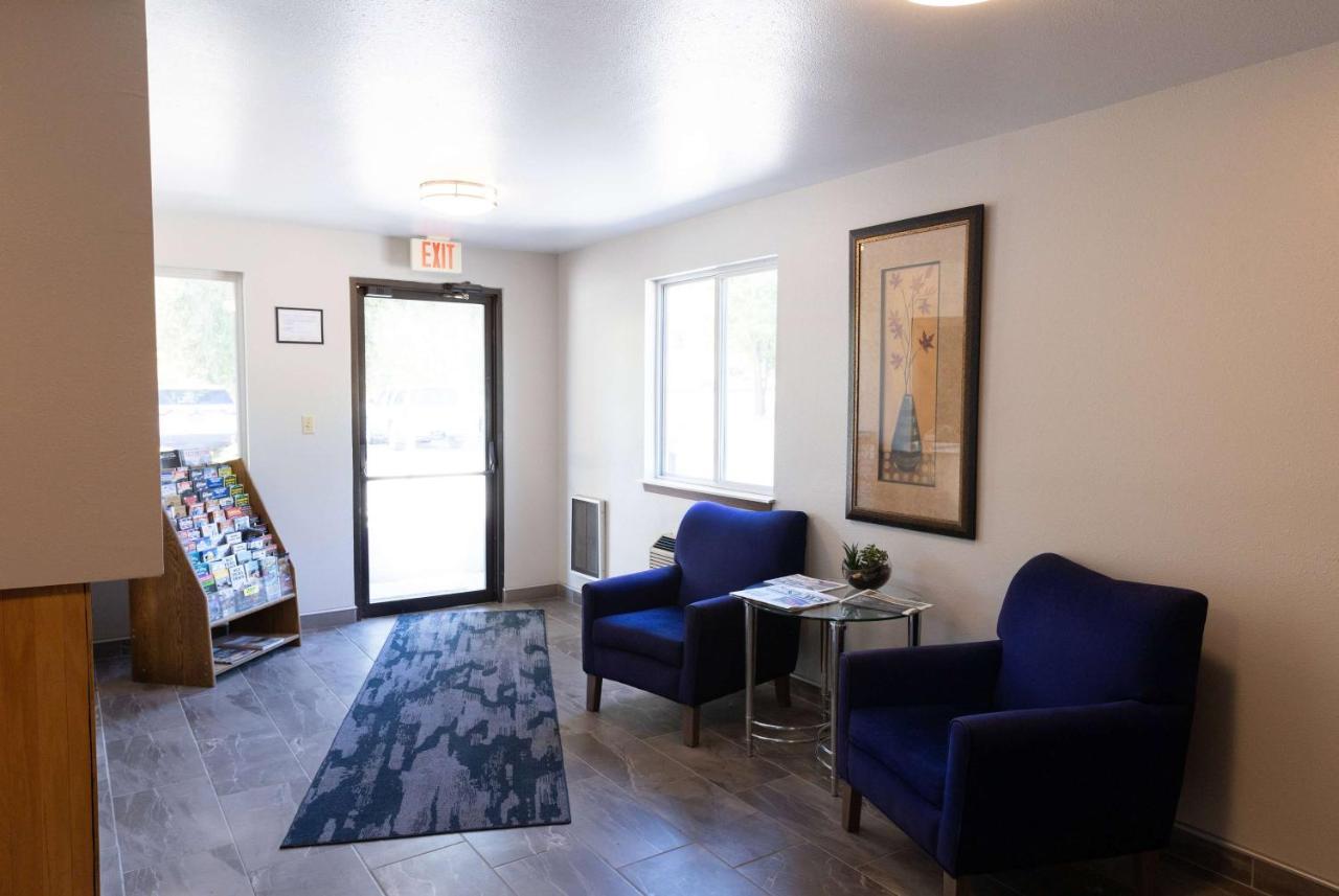 Travelodge By Wyndham Worland Dış mekan fotoğraf
